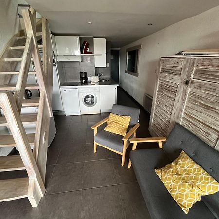 Superbe Duplex 35M2 Vue Mer Avec Piscine Борм-ле-Мимоза Екстериор снимка