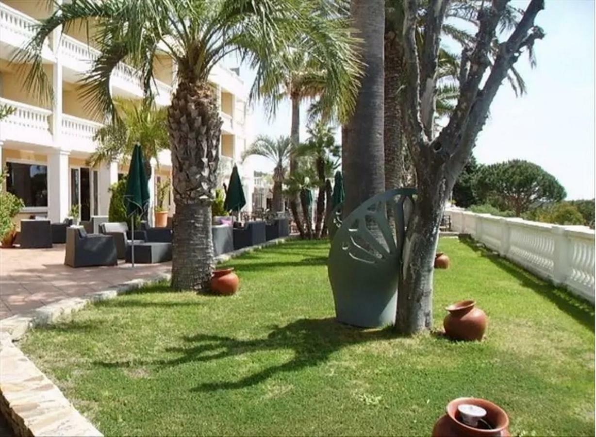 Superbe Duplex 35M2 Vue Mer Avec Piscine Борм-ле-Мимоза Екстериор снимка